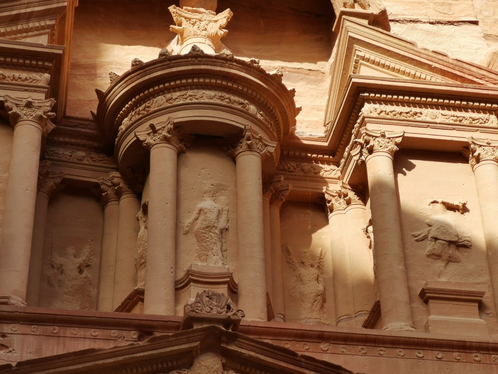 ท่องมหานครศิลาทรายสีชมพู ชมความมหัศจรรย์ของท่อประปานครแห่งจอร์แดน