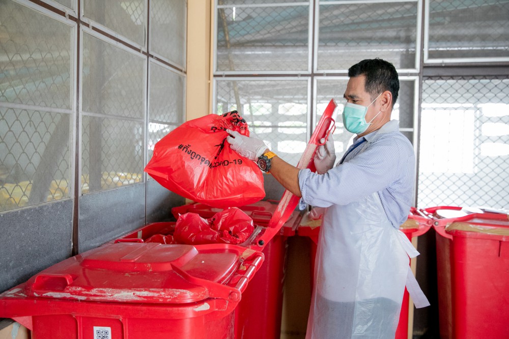 4 วิธีการง่ายๆ ในการทิ้งขยะติดเชื้อ เพื่อ #Save พี่ๆ พนักงานเก็บขยะ