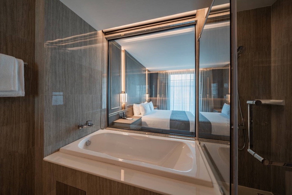 Mandarin Eastville Guest room