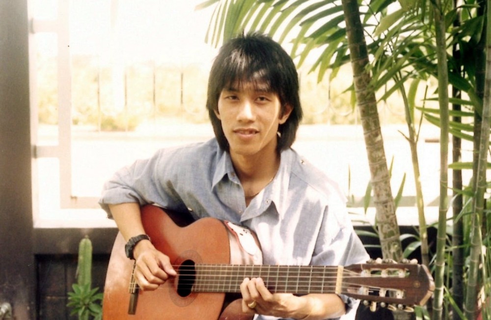 อ๊อด รณชัย ถมยาปริวัฒน์: เมื่อ ‘คีรีบูน’ บินจรสู่ฟากฟ้าตะวันลาลับ…