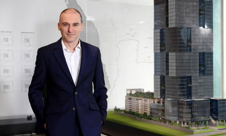 AIA Pins 3rd Premium Office Building