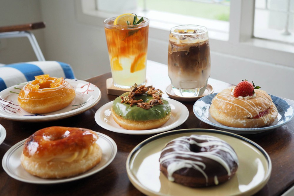 ท่องโลกขนมหวานดีต่อใจ "Jonh Donut" โดนัทสัญชาติไทยเจ้าดังแห่งเมืองภูเก็ต