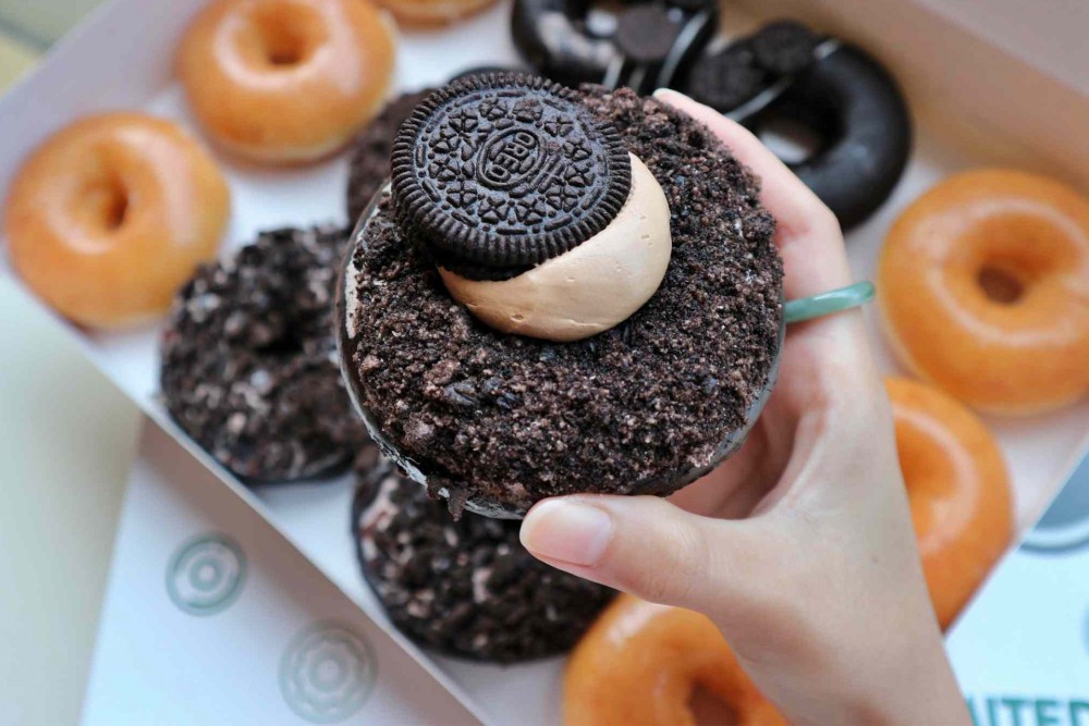 กลับมาอีกครั้งกับการคอลแลปส์ความอร่อยของ Krispy Kreme x Oreo  Doughnuts 