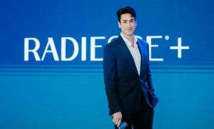 “ณเดชน์” ซุป’ตาร์กรอบหน้าคมชัด นั่งแท่นแบรนด์แอม RADIESSE(+)