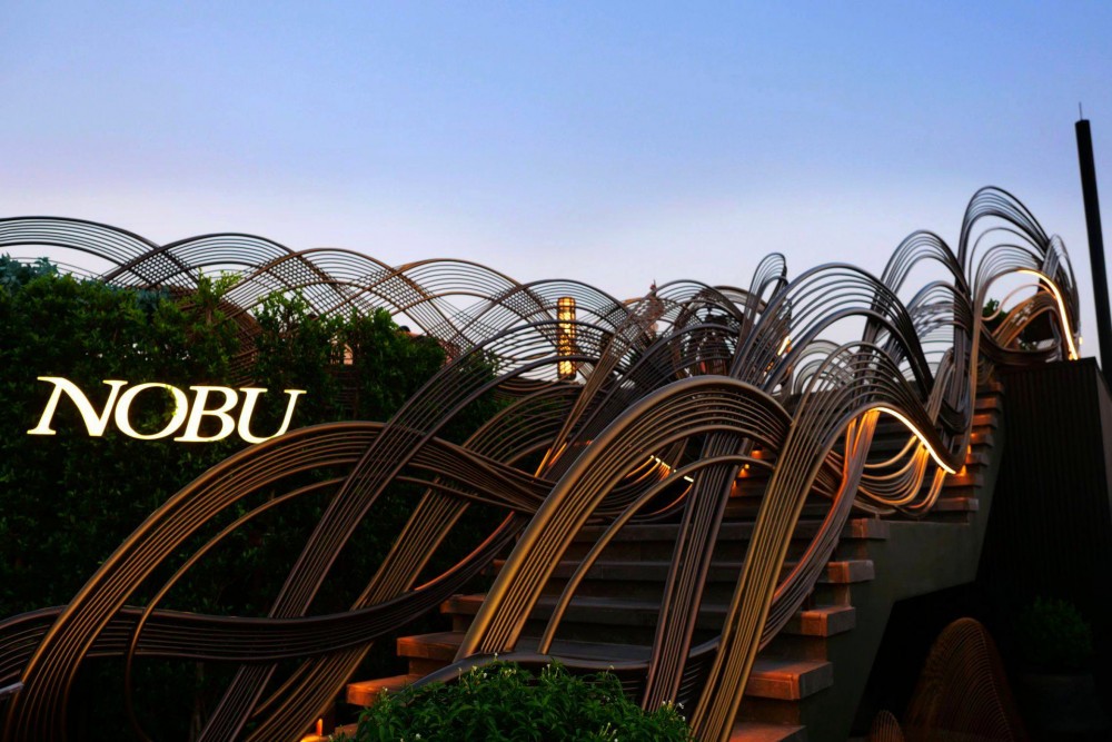 “Nobu Bangkok” รูฟท็อปบาร์ท้าลมหนาว จุดเช็กอินใหม่ล่าสุดใจกลางสาทร