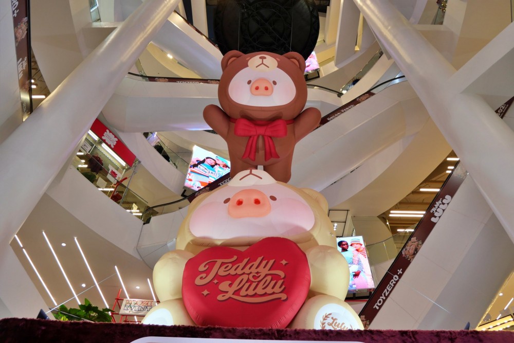 หมูน้อยสีชมพูบุกเซ็นทรัลเวิลด์ ในงาน "Teddy LuLu Party All The Time"