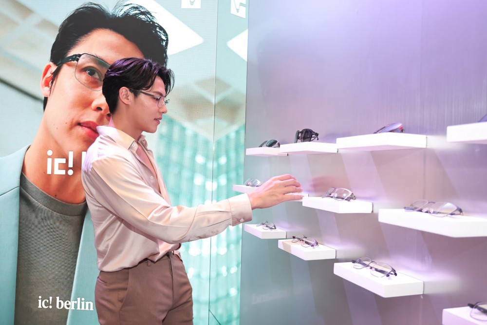 ส่องคอลเลกชั่นใหม่ ic!berlin แฟนคลับฟิน ‘หมาก ปริญ’ ครองแบรนด์แอมบาสเดอร์ 4 ปีซ้อน