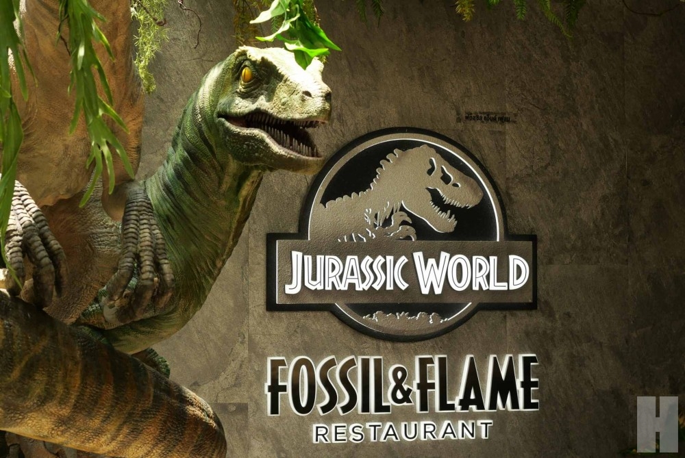 Jurassic World: Fossil & Flame Restaurant ประสบการณ์กินดื่มแบบแฟนตาซีที่สายไลฟ์สไตล์ต้องมา