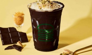 Bite into Decadence ว้าวกับเมนูไวรัล “ดูไบช็อกโกแลต พิสตาชิโอเชค” ครั้งแรกในไทย