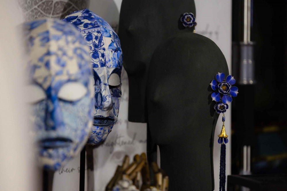 SARRAN เปิดตัว “Oriental Blue” คอลเลกชั่น Art to Wear ใหม่ล่าสุด