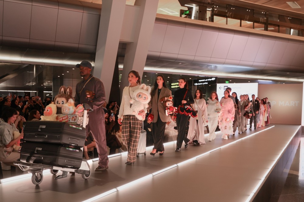 ท่องโลกแห่งความคิวต์ 24 ชม.!! POP MART เปิดสาขาแรกในตะวันออกกลาง พร้อมแฟชั่นโชว์สุดเก๋