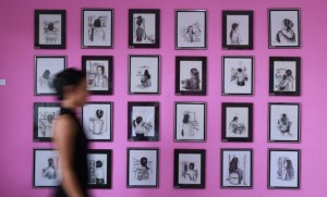 IN NOBODY’S SERVICE ศิลปะที่ฟังเสียงของผู้หญิงข้ามพรมแดน และการเดินทางกลับบ้านของเรื่องที่ถูกซ่อน