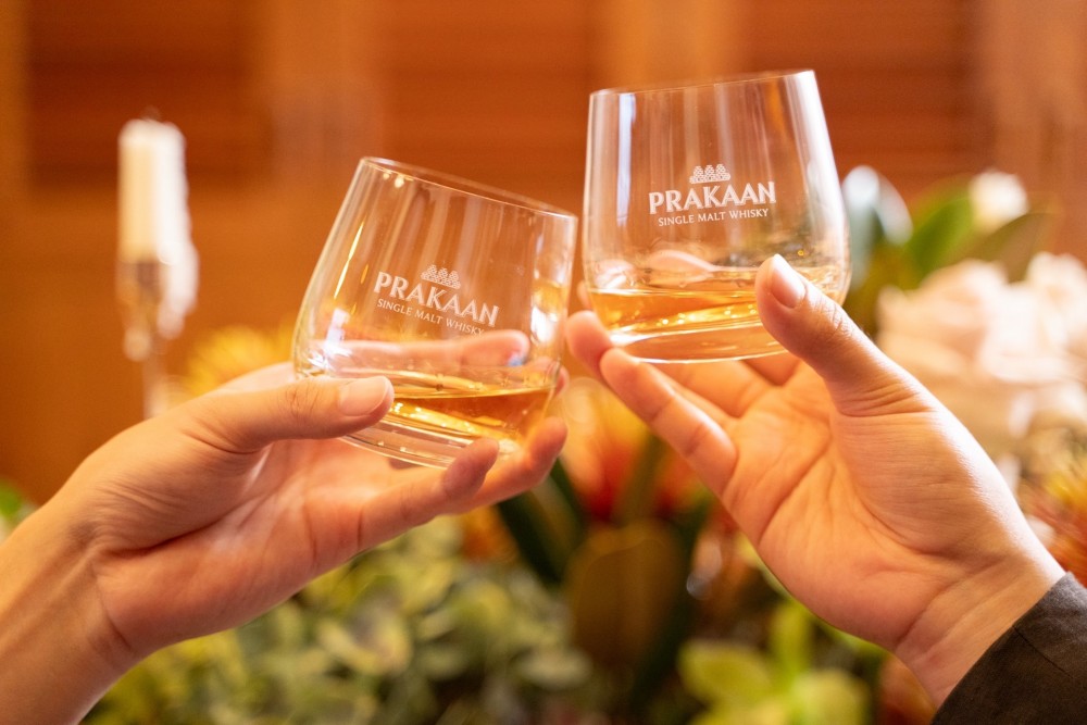 PRAKAAN ซิงเกิลมอลต์วิสกี้ไทย คว้ารางวัลระดับโลก พร้อมขยายตลาดต่างประเทศ