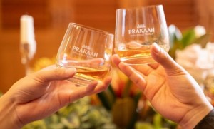 PRAKAAN ซิงเกิลมอลต์วิสกี้ไทย คว้ารางวัลระดับโลก พร้อมขยายตลาดต่างประเทศ