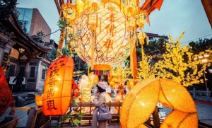 เที่ยวไต้หวัน เติมสีสันในชีวิต Taiwan – Waves of Wonder เมืองที่กลางวันสดใส กลางคืนมีเสน่ห์ 