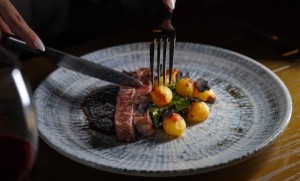 A One-Night Sicilian Wine Dinner Lands on Naka Yai Island