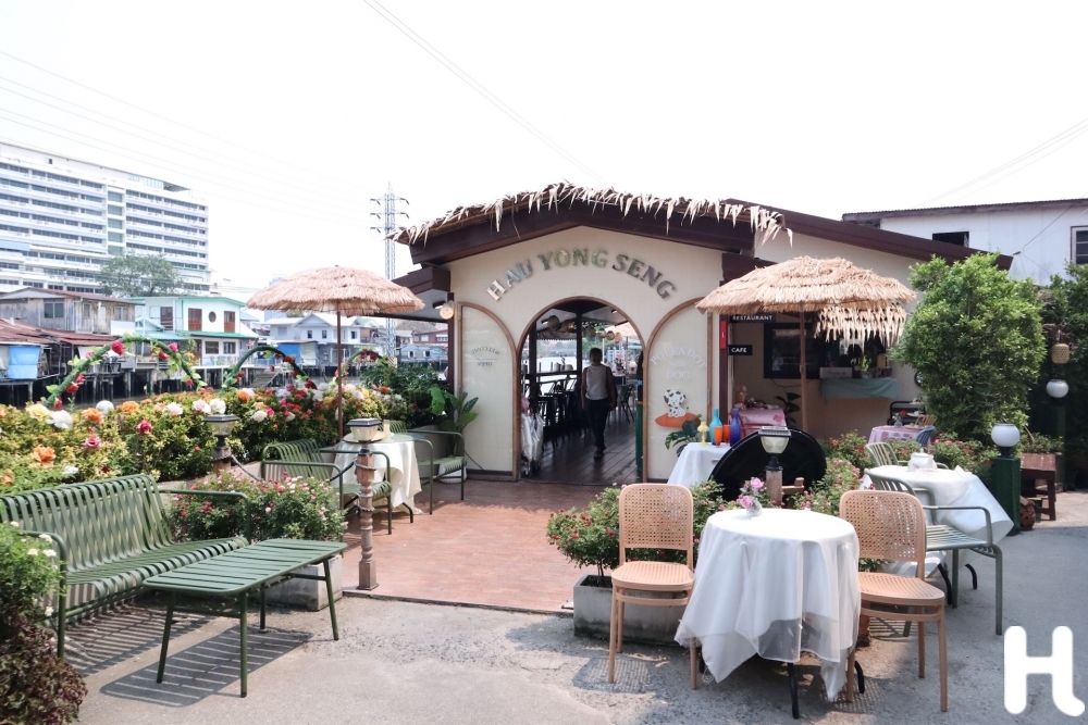 คาเฟ่ ที่โรงงานซีอิ๊วอายุ 120 ปี