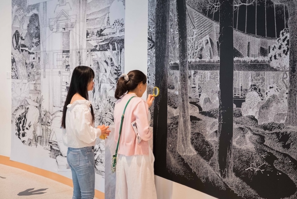 งาน PASAY ที่ BACC จากภาพอาจารย์นิธิ 