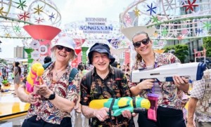 Water Festival สุดยิ่งใหญ่ สงกรานต์ไทยสู่เวทีโลก “ไอคอนสยาม” เปลี่ยนความสนุกให้เป็น Global Experience