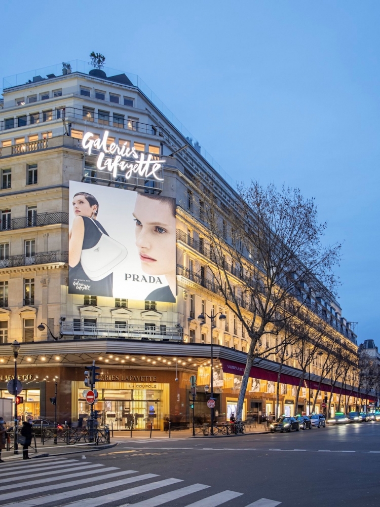 Global Luxury Lifestyle /Galeries Layayette
