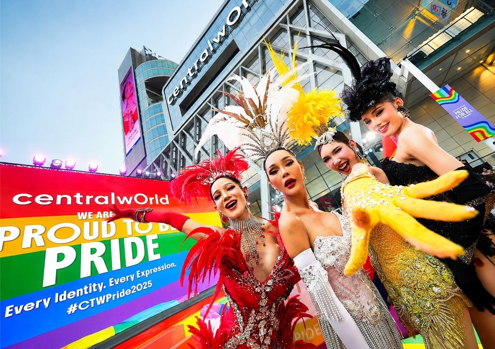 Pride Celebration ใจกลางเมือง! รวมภาพบรรยากาศฉลอง Pride Month วันแรกคึกคัก