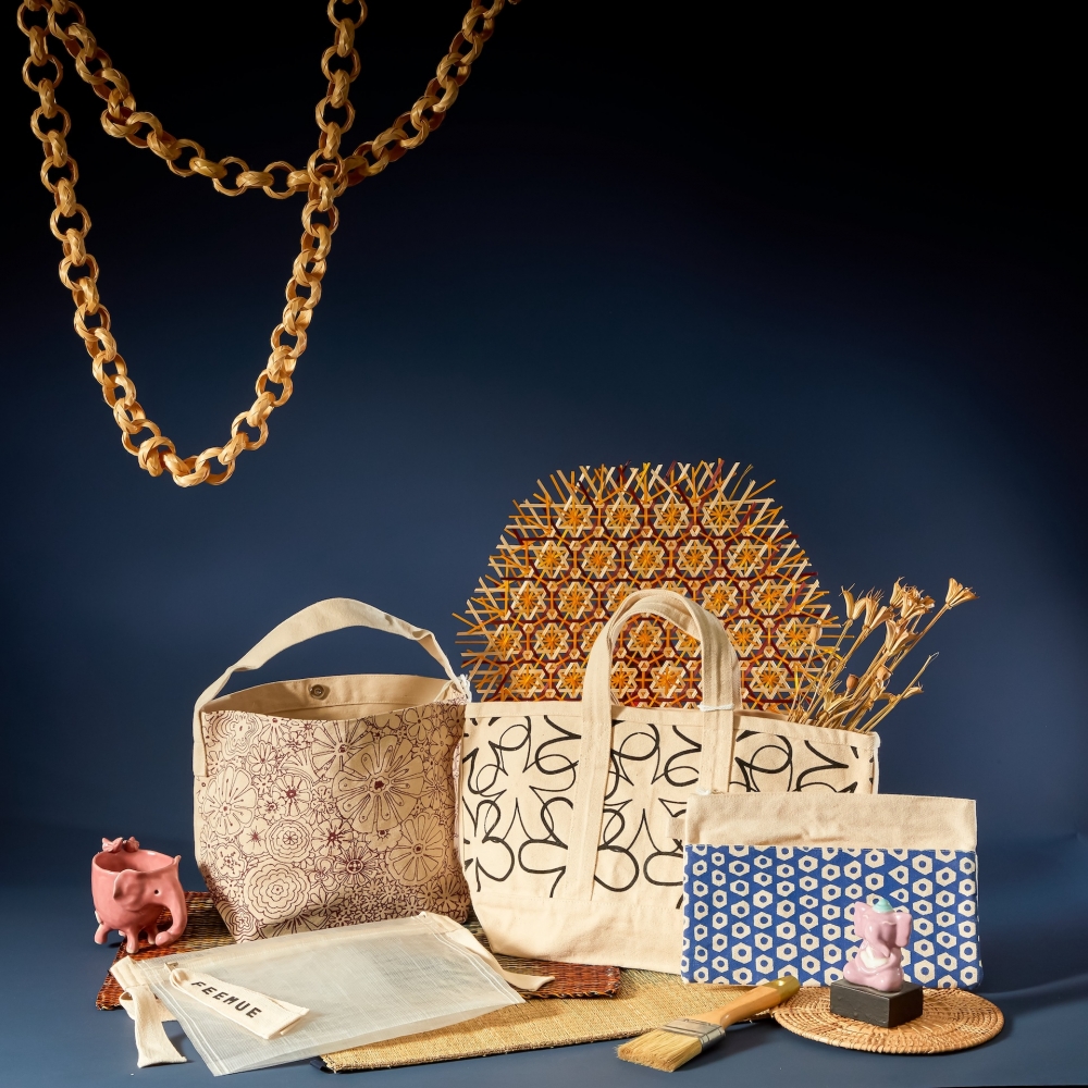 Thai handicraft at ICON CRAFT