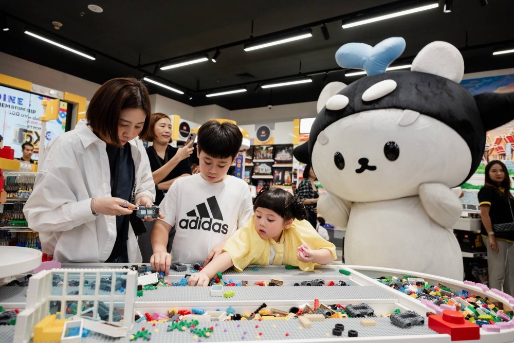 เปิดจักรวาล LEGO ใจกลางกรุง “LEGO® Certified Store” โฉมใหม่สุดยิ่งใหญ่ พร้อมอีเว้นท์ Star Wars หนึ่งเดียวในไทย