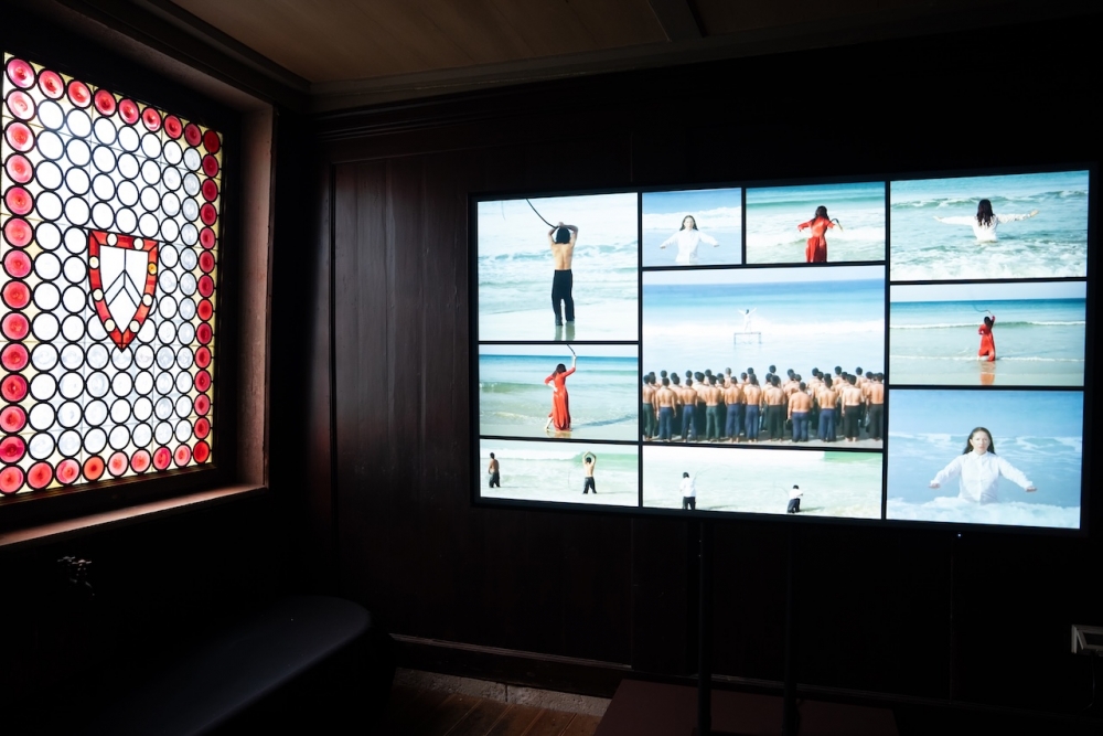 Marina Abramovic, Sea Punishing, 2006. Performance for video