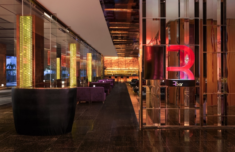 R Bar/ Renaissance Bangkok