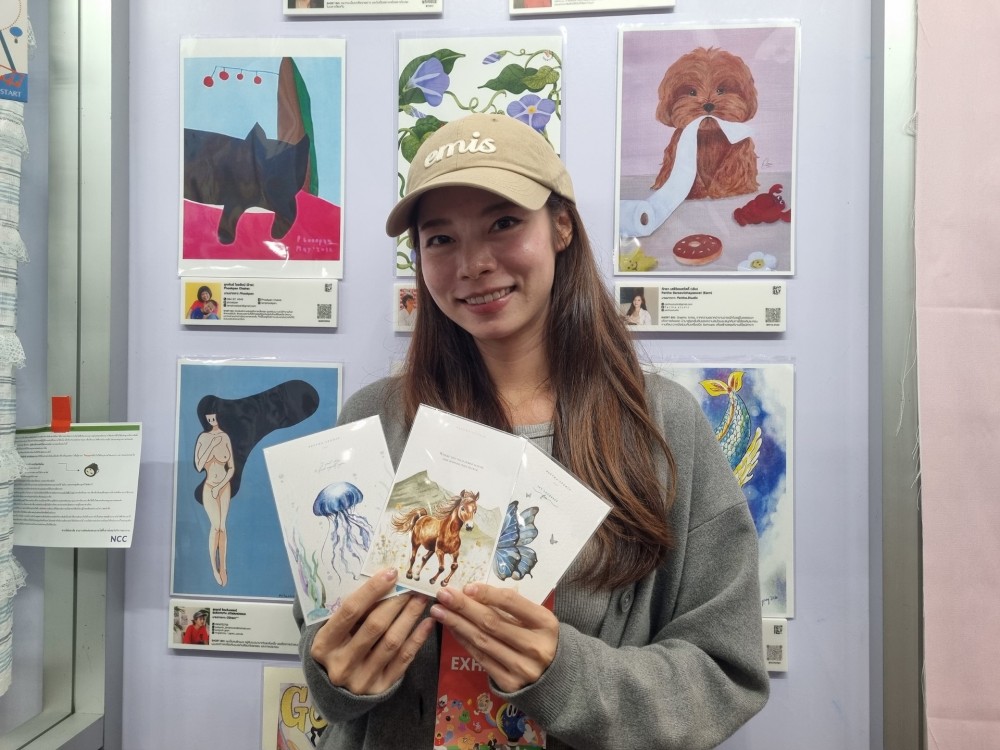 ภัทรา เสรีวิชยสวัสดิ์ เปลี่ยน 'มันเกรียบ' ธรรมดา ให้กลายเป็นของฝากสุดชิคที่เล่าเรื่องเชียงรายได้
