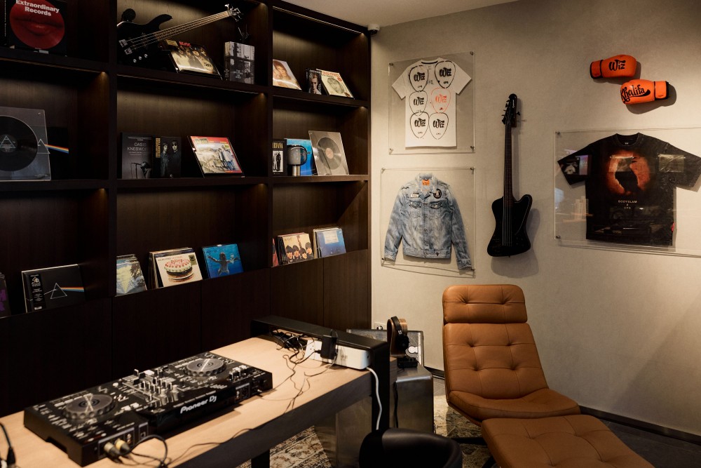 C P S เปลี่ยนร้านให้เป็น Creative Space ที่แฟชั่น ดนตรี และศิลปะมาเจอกัน