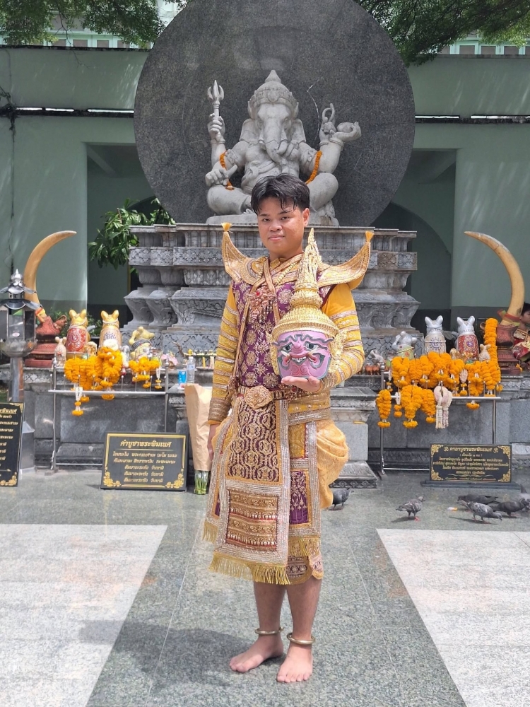 ยักษ์ม่วง สหัสกุมาร โขนโครงการยุวศิษย์ศิลป์