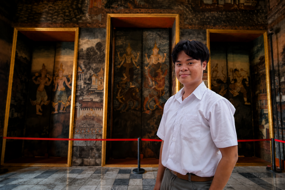 นรามินท์ พุ่มพวง จากมัคคุเทศก์น้อยผู้ฝันอยากเรียนโบราณคดี สู่อาสาสมัครนำชมวัดพระแก้ววังหน้า