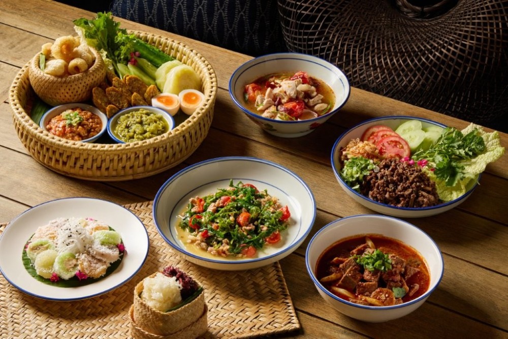 ลําแต้ลําว่า “Flavors of Lanna” กลิ่นอายล้านนาในสำรับ ณ เดอะ สยาม ที รูมท์